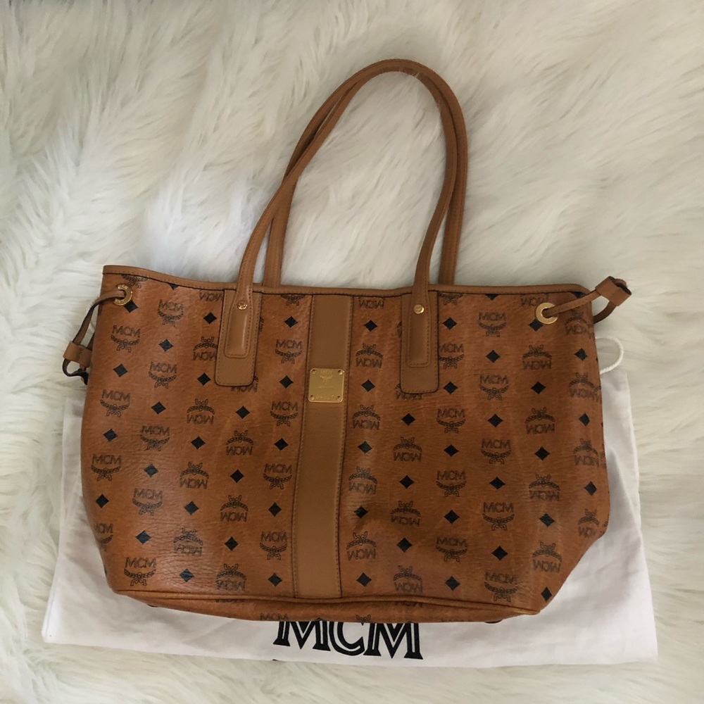 MCM LIZ SHOPPER MEDIUM